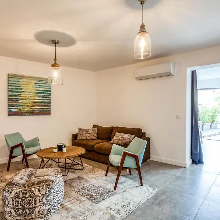 Bastion-3 By Interhome Lägenhet